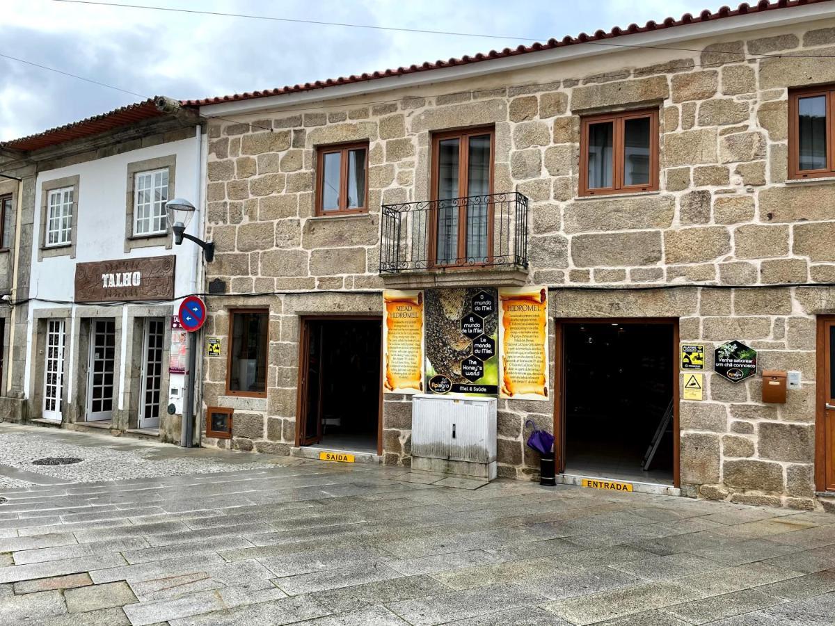 הוילה וילה נובה דה סרביירה River House In Vila Nova Cerveira מראה חיצוני תמונה