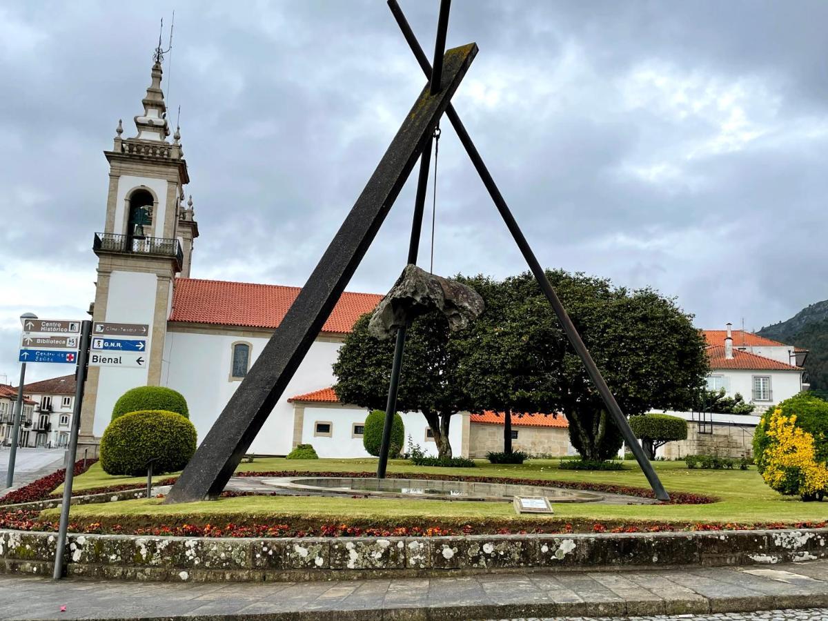 הוילה וילה נובה דה סרביירה River House In Vila Nova Cerveira מראה חיצוני תמונה